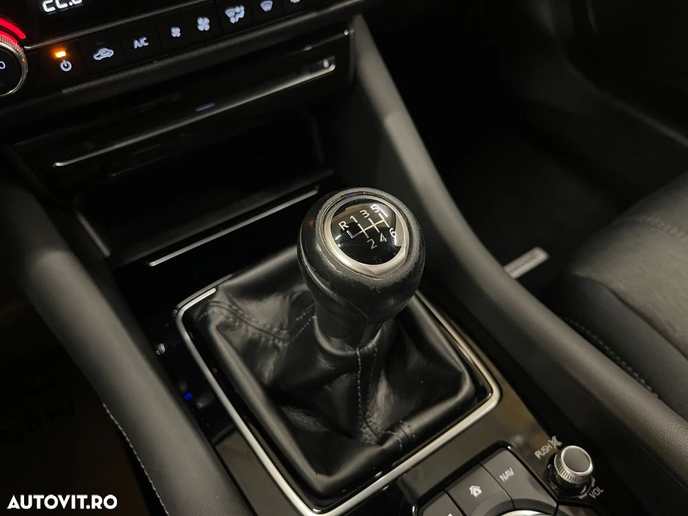 Mazda 6 2.2 Kombi SKYACTIV-D Center-Line - 23