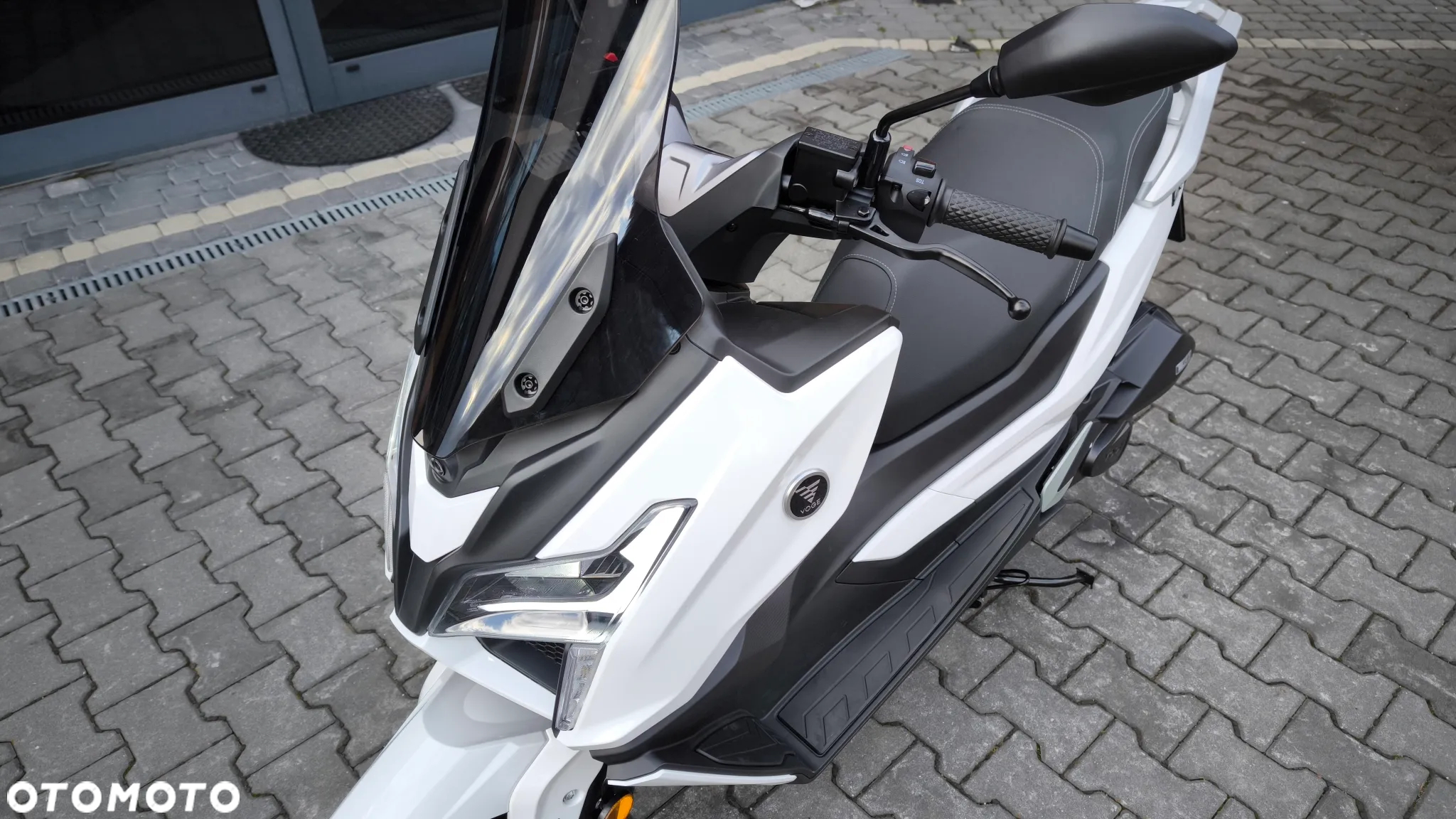 VOGE SR1 - 15