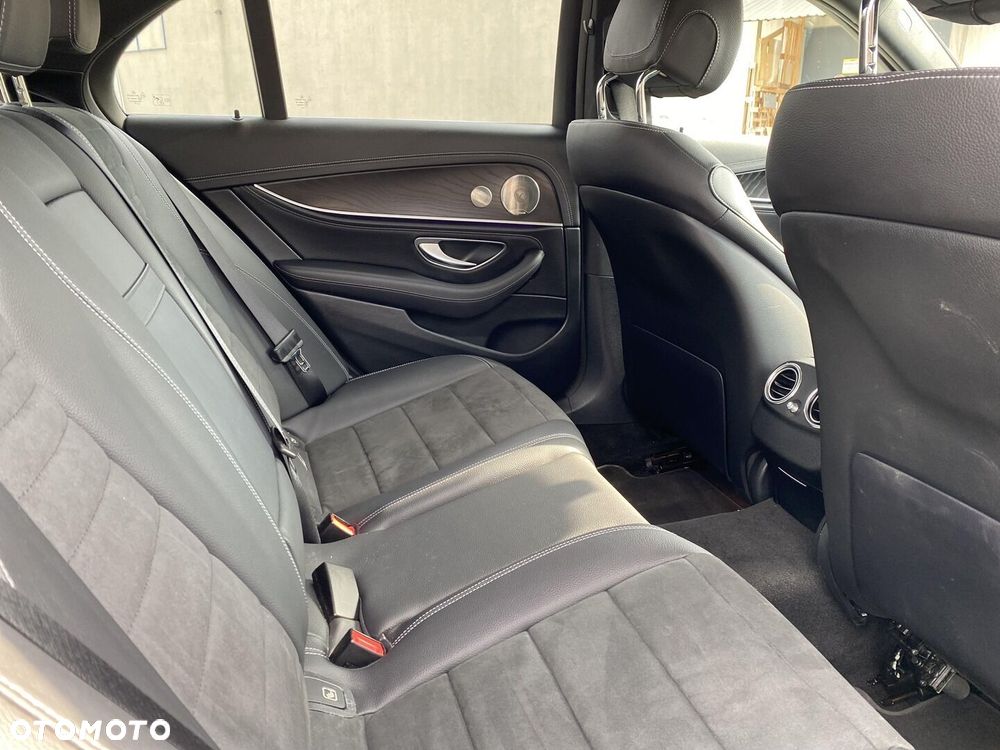 Mercedes-Benz Klasa E - 14