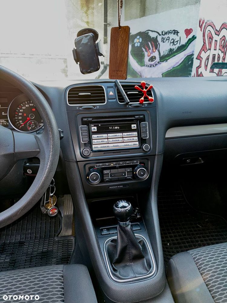 Volkswagen Golf - 26