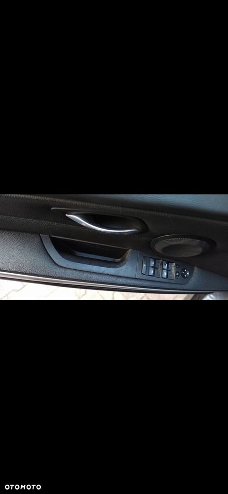BMW Seria 3 320d - 12