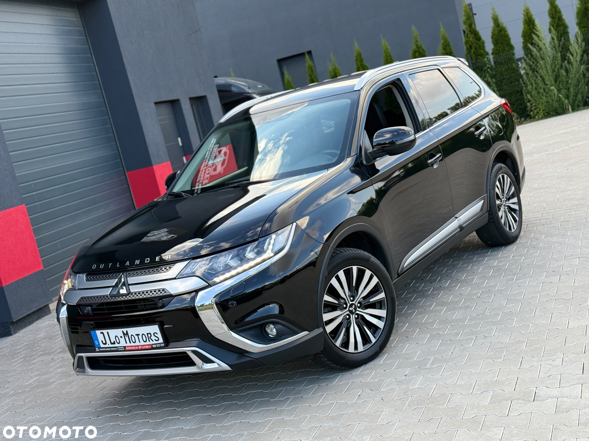 Mitsubishi Outlander 2.0 2WD CVT Diamant Edition+ - 17
