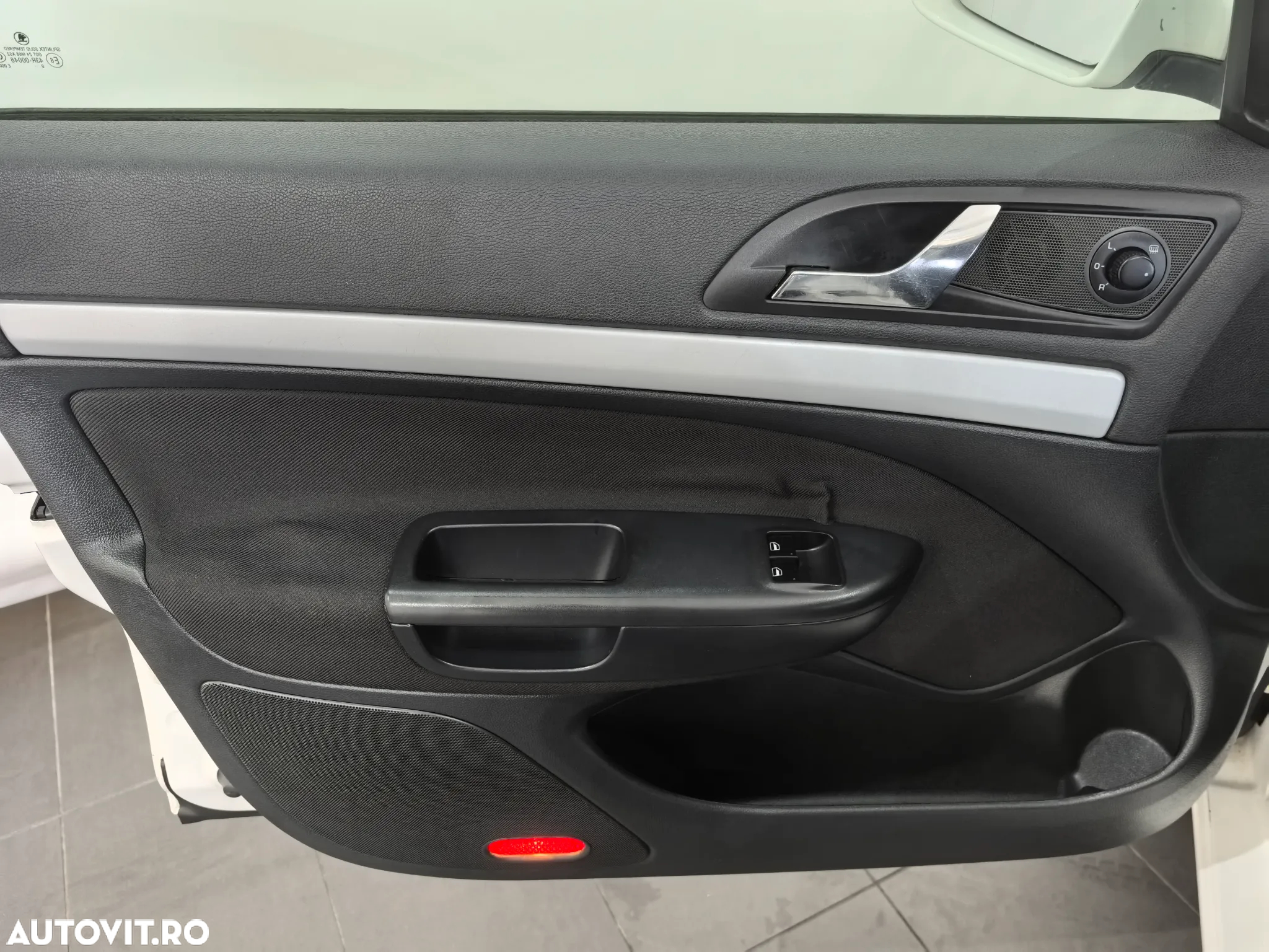 Skoda Octavia 1.6 TDI Ambiente - 9