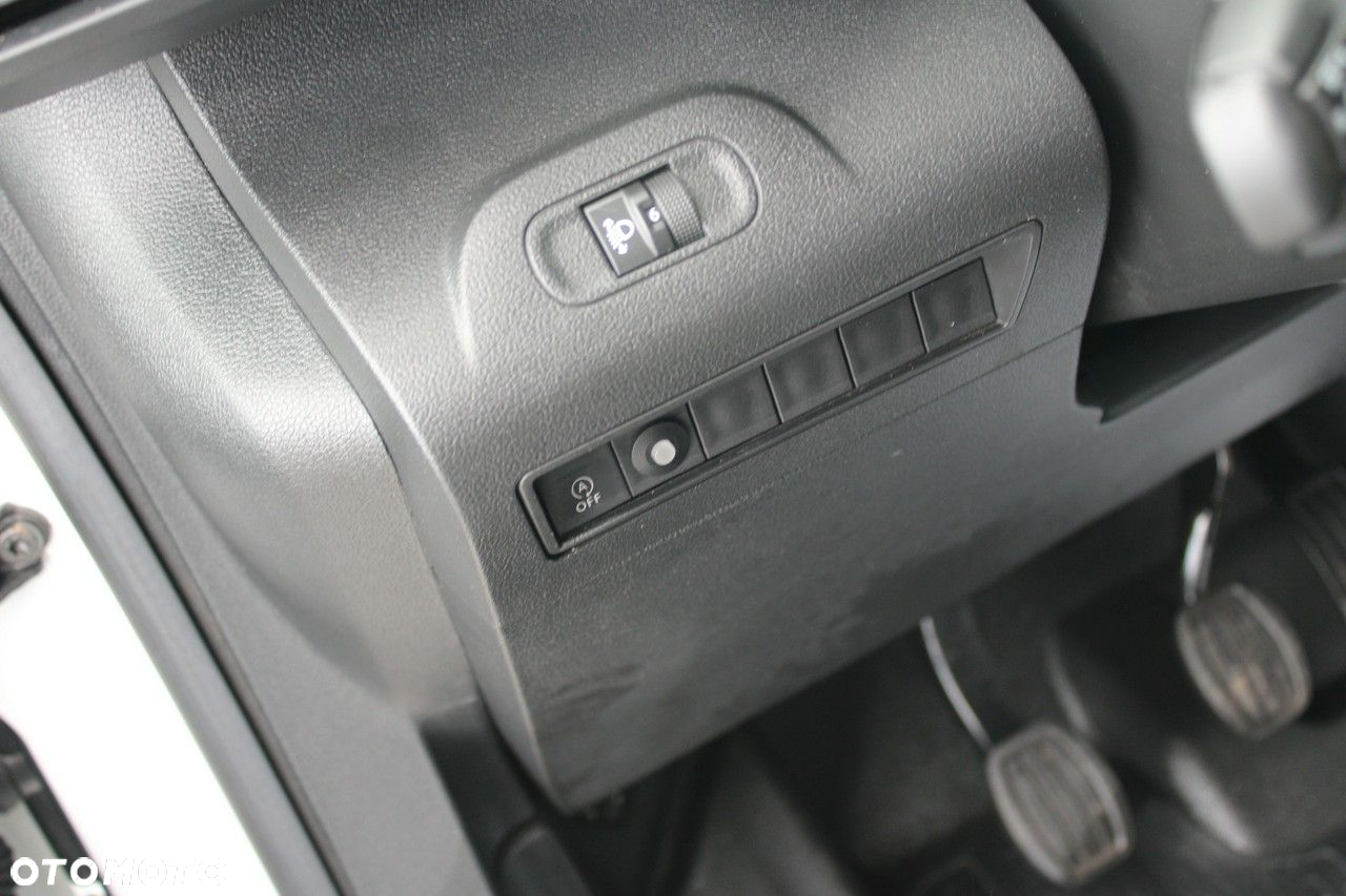 Toyota Proace City - 16