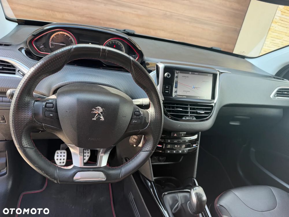 Peugeot 2008 - 17