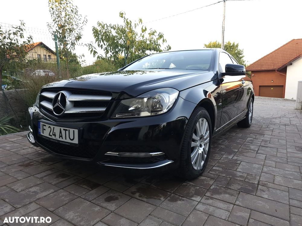 Mercedes-Benz C 250 CGI BlueEFFICIENCY - 4