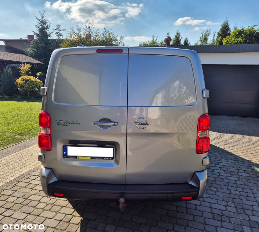 Opel VIVARO 6 OSOBOWY 2.0 LONG SALON PL BEZWYPADKOWY KLIMATYZACJA SERWIS ASO PO SERWISIE FV23% BRYGADOWY BRYGADÓWKA DOKA TRAFIC - 17