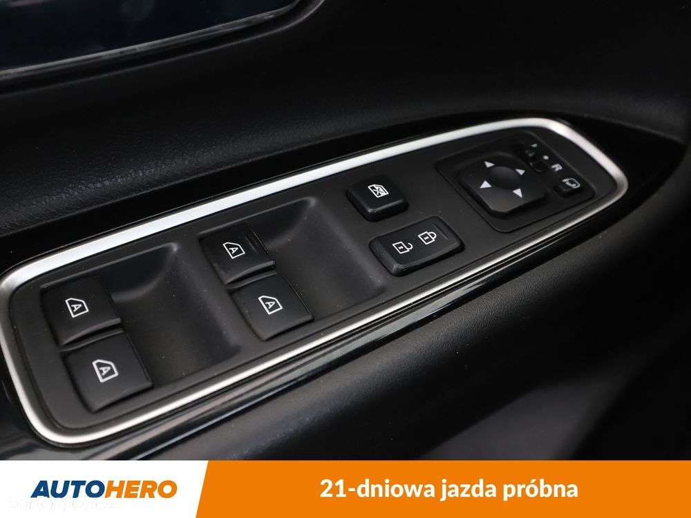 Mitsubishi Outlander - 34