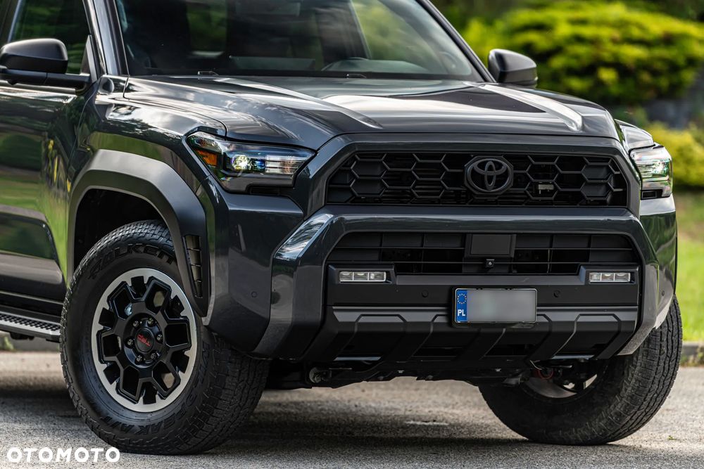 Toyota 4-Runner - 8