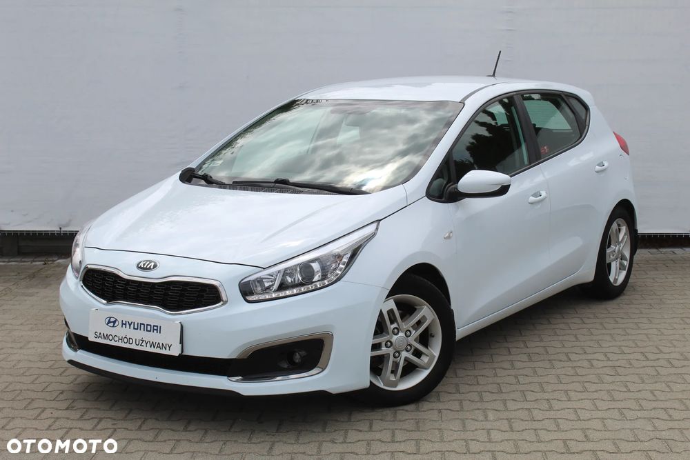Kia Ceed Cee'd 1.6 GDI Smart Plus - 1
