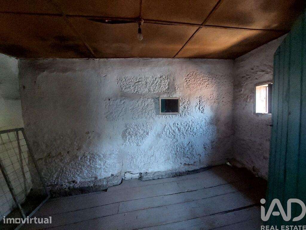 Casa / Villa em Fonte Arcada de 91 m2 - Grande imagem: 5/22