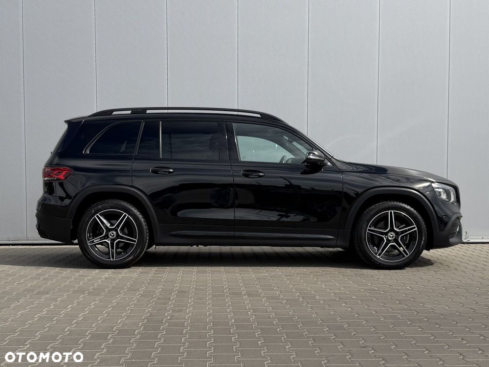 Mercedes-Benz GLB 200 4-Matic AMG Line 8G-DCT - 9