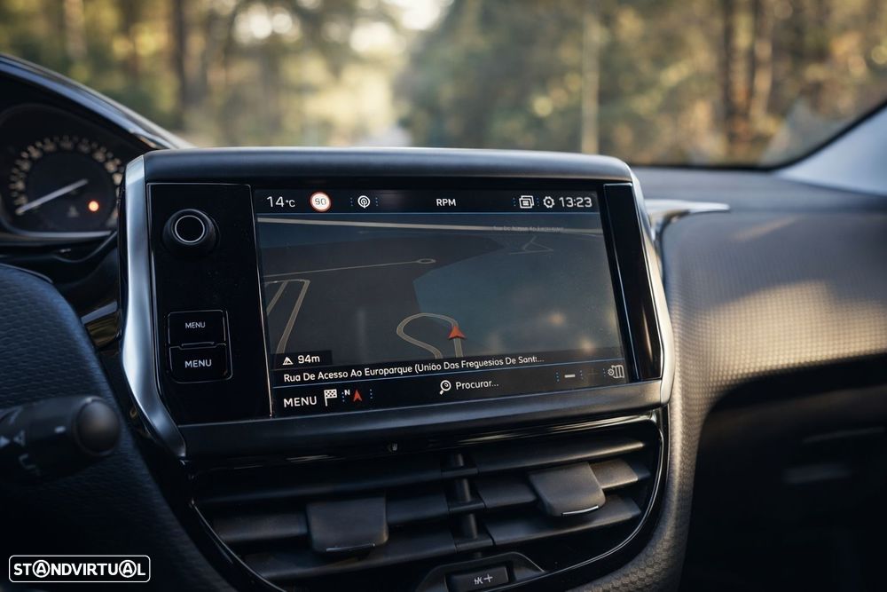 Peugeot 208 1.6 BlueHDi Allure - 13