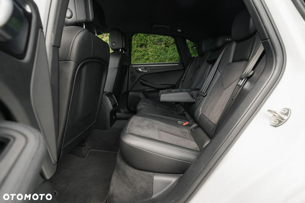 Porsche Macan Standard - 15