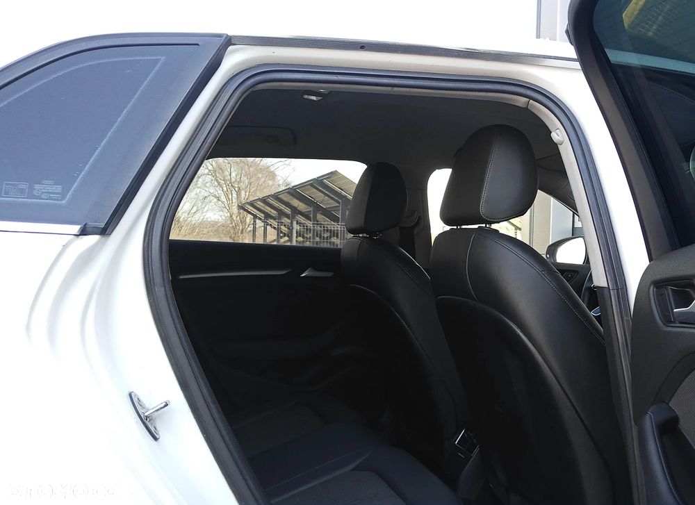 Audi A3 Sportback 1.6 TDI S tronic sport - 17