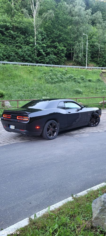 Dodge Challenger 5.7 R/T - 5