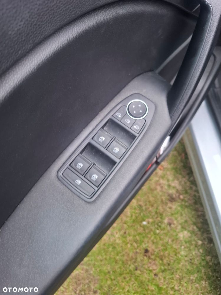 Renault Captur E-TECH Full 145 TECHNO - 12