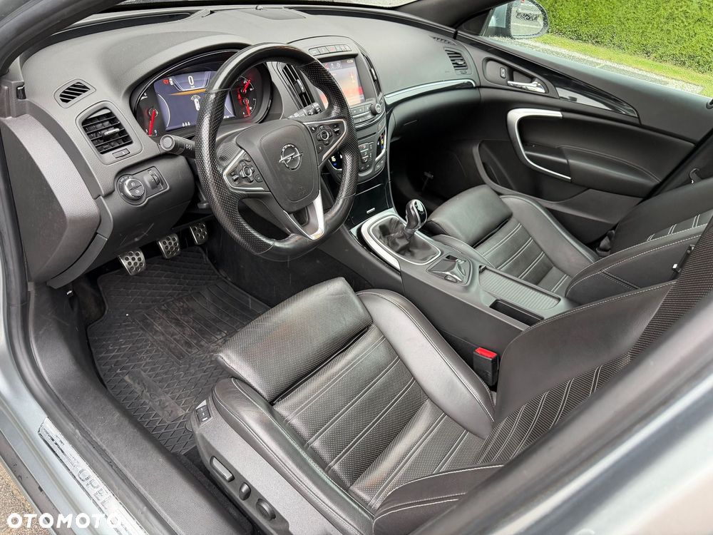 Opel Insignia - 23