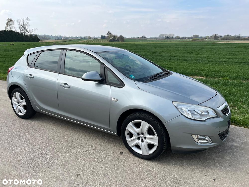 Opel Astra 1.4 T Cosmo - 5
