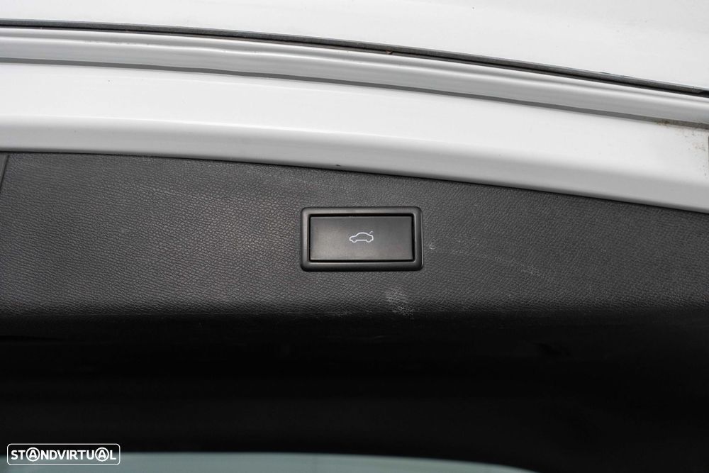SEAT Leon ST 1.4 e-Hybrid FR DSG - 17