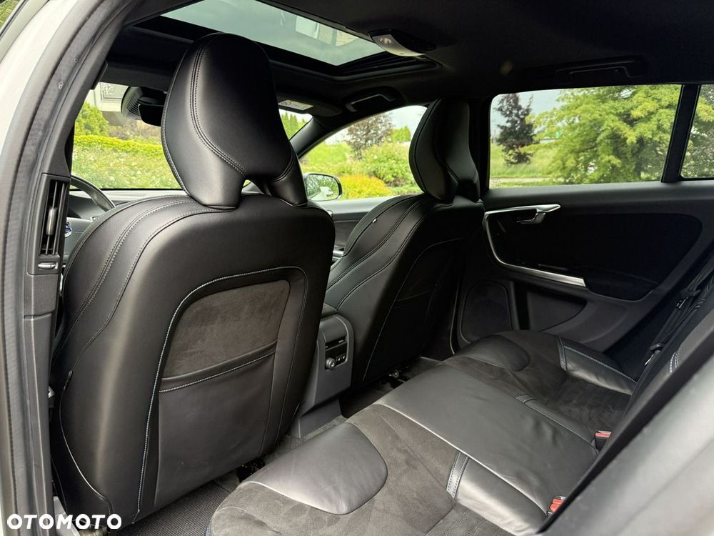 Volvo V60 T6 AWD Polestar - 26