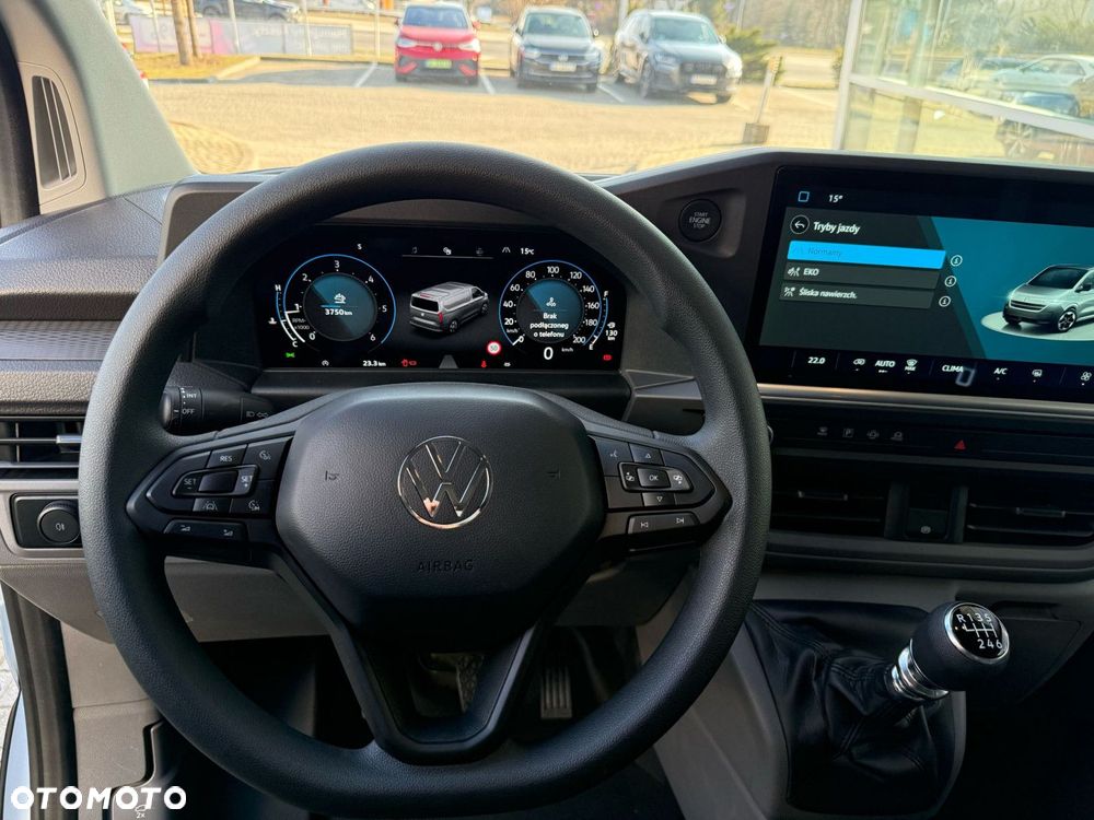 Volkswagen Transporter - 11