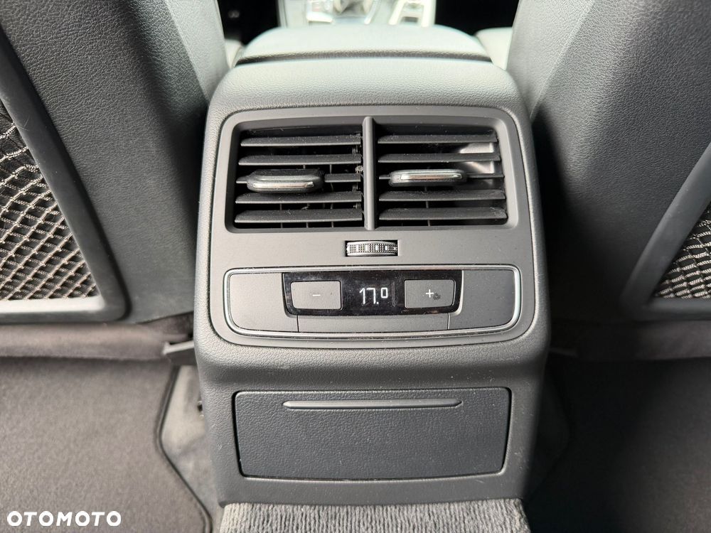Audi A4 Avant 2.0 TFSI ultra S tronic sport - 20