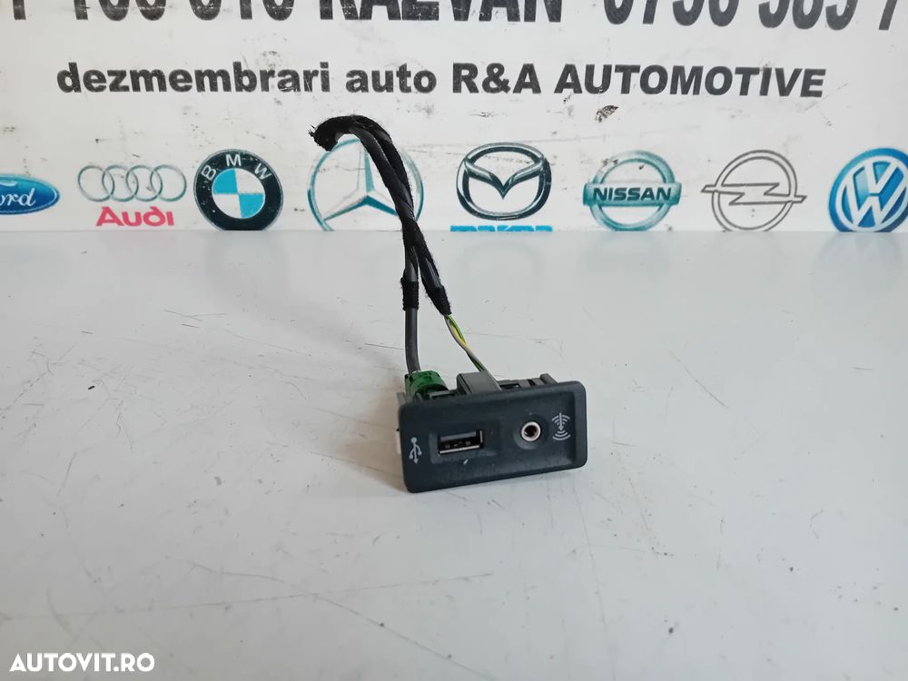 Priza Modul Auxiliar Vw Passat B8 Arteon Seat Skoda 2014-2020 Cod 5G0035222 Motor DFG Cutie UAX - 2