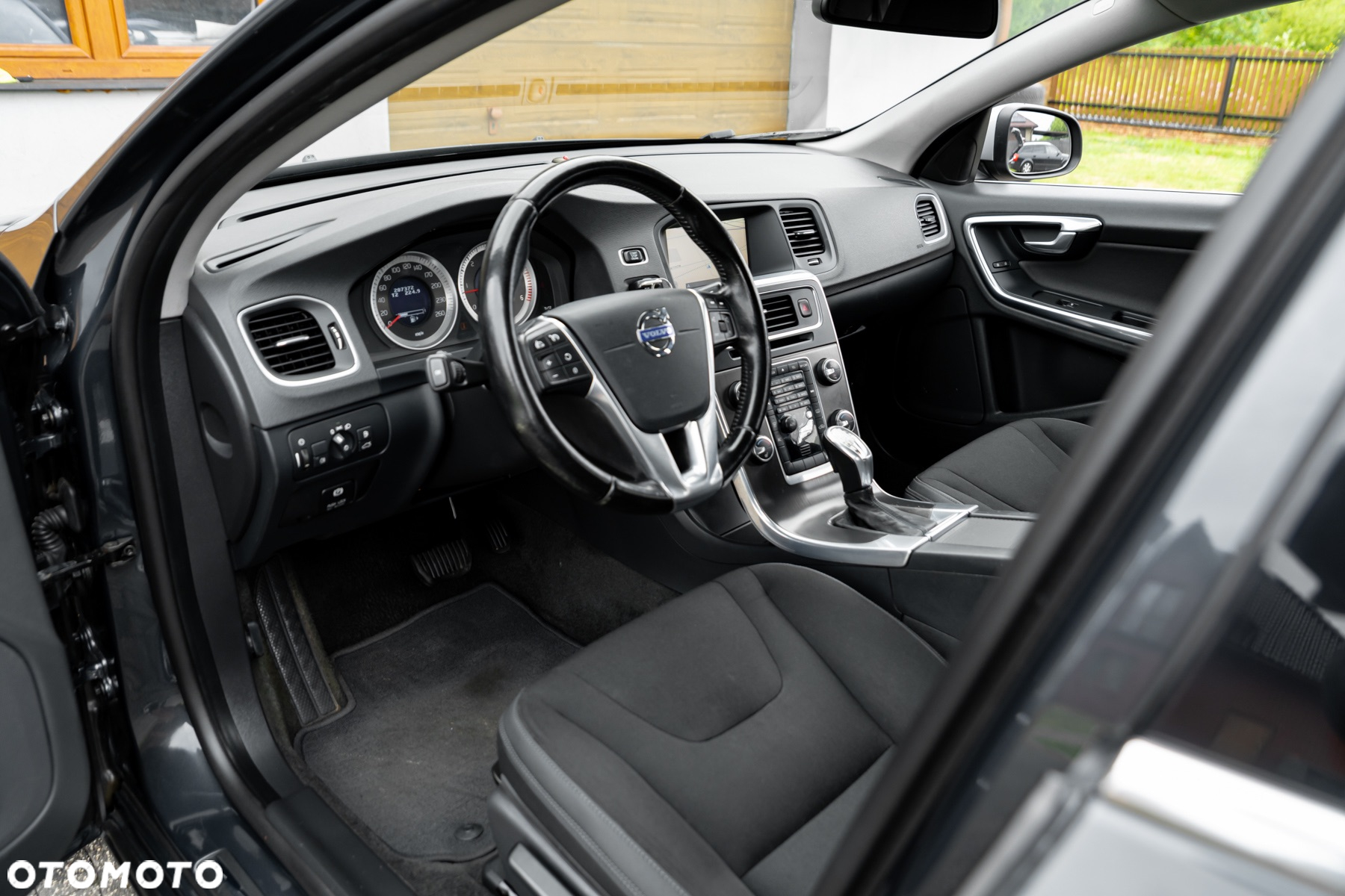 Volvo V60 D5 AWD - 5