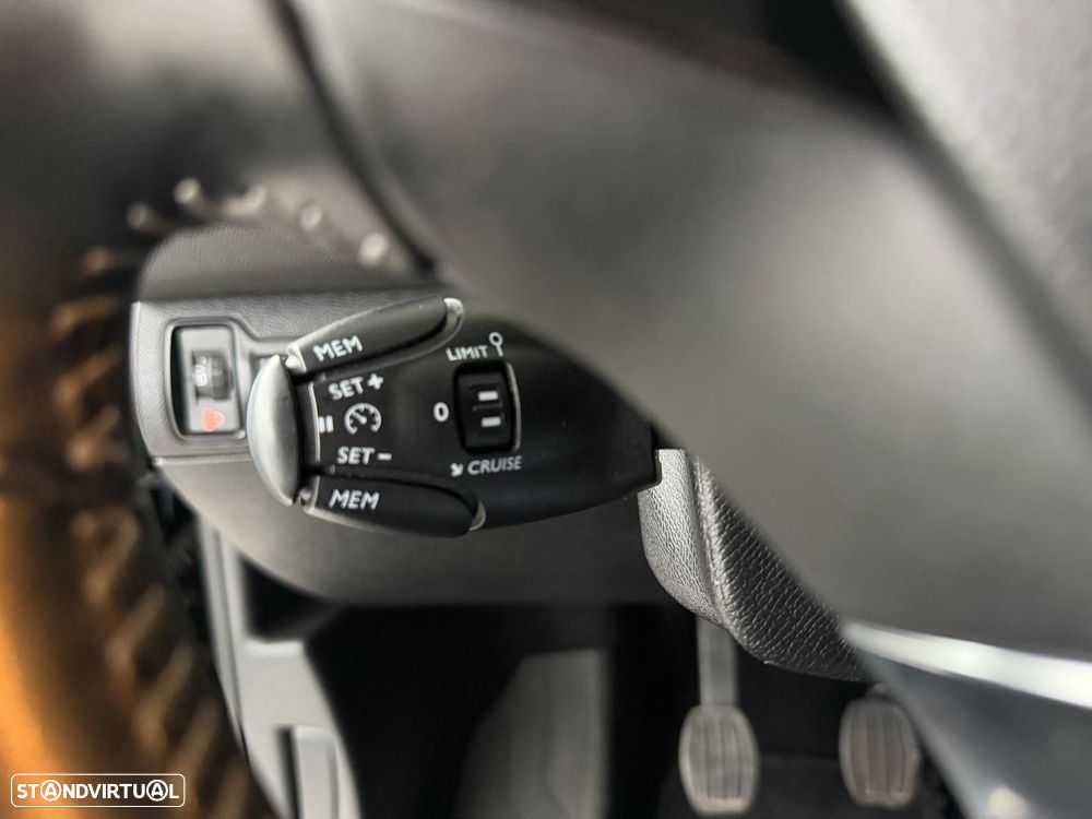 Peugeot 308 1.5 BlueHDi Style - 14