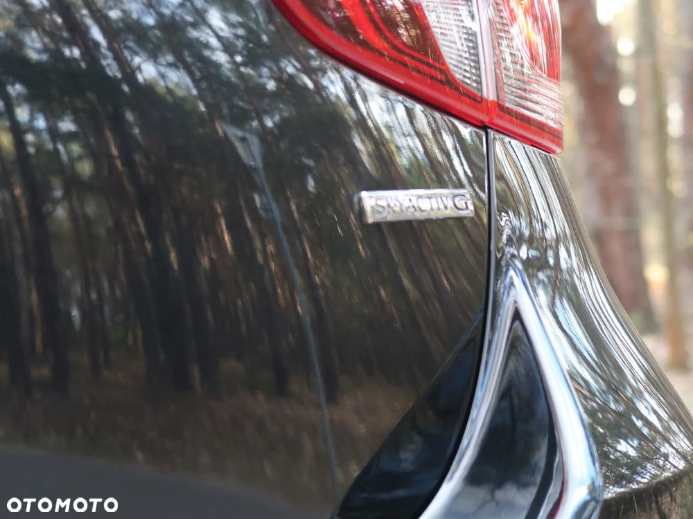 Mazda 2 - 5