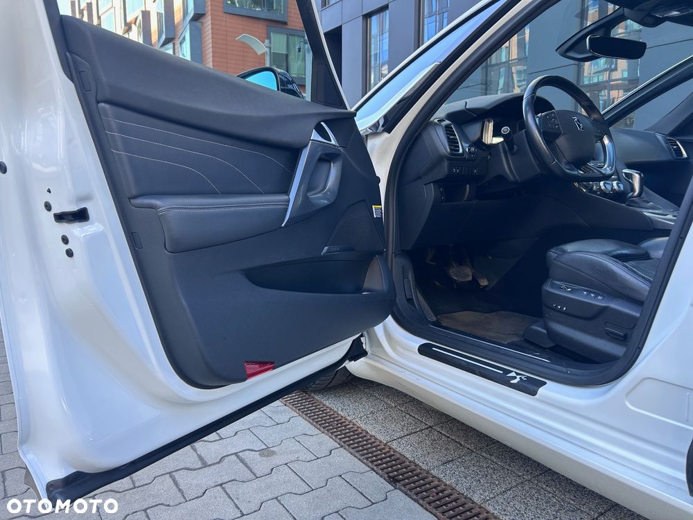 DS Automobiles DS 5 - 15