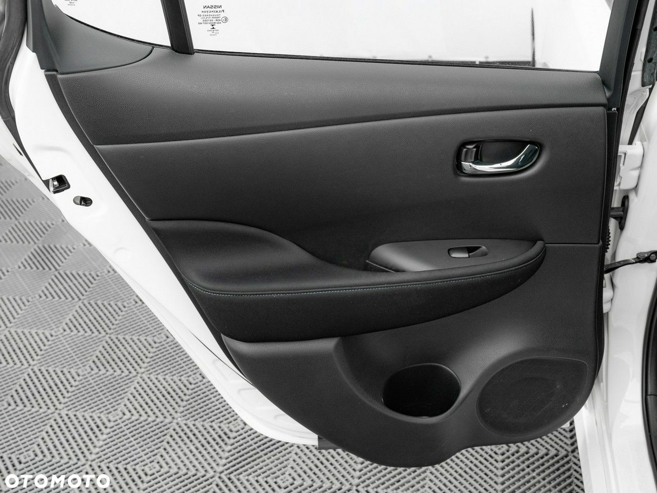 Nissan Leaf - 23