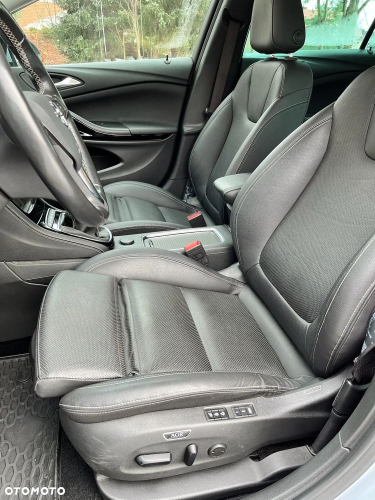 Opel Astra 1.6 CDTI Elite S&S - 23