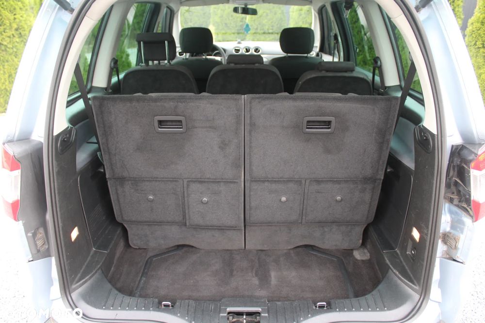 Ford Galaxy 2.0 Champions Edition - 27