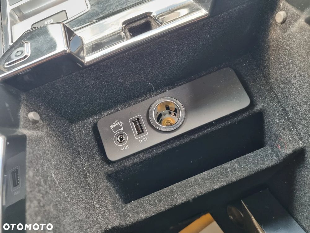 Land Rover Range Rover Sport D250 (SDV6) HSE - 20