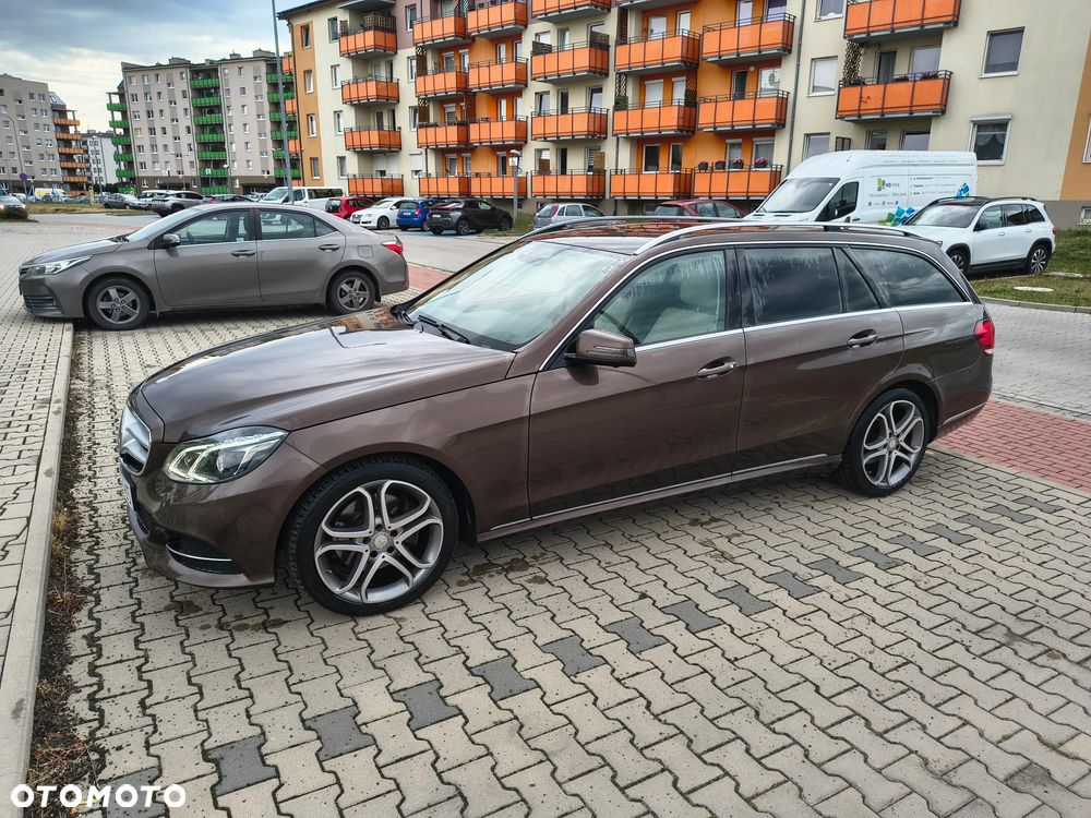 Mercedes-Benz Klasa E 250 BlueTEC 4-Matic Avantgarde - 1