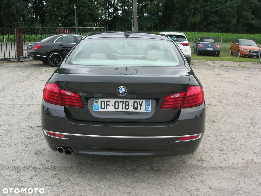 BMW Seria 5 525d xDrive Sport-Aut Luxury Line - 8