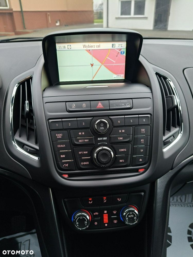 Opel Zafira - 25