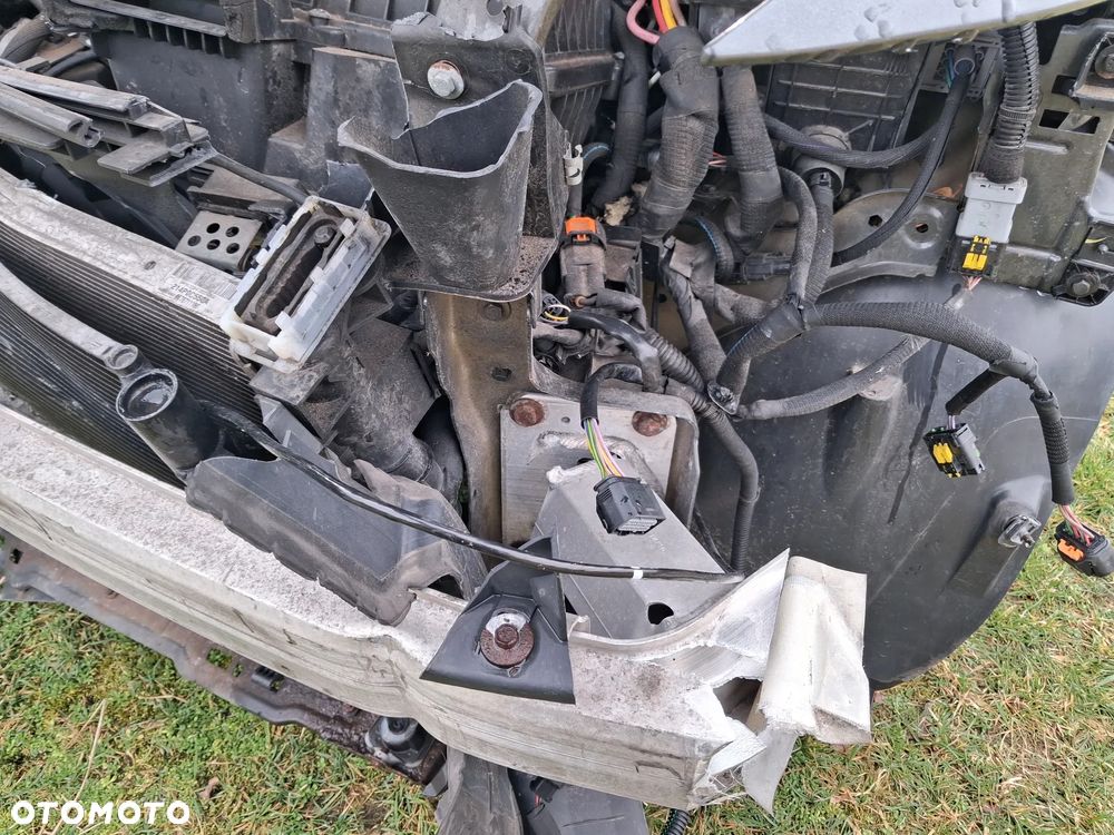 Citroën C4 Grand Picasso - 12