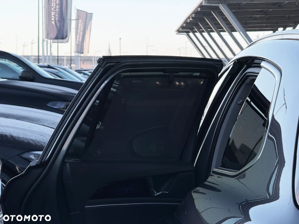 Volkswagen Passat Variant 2.0 TDI SCR Business Plus DSG - 28