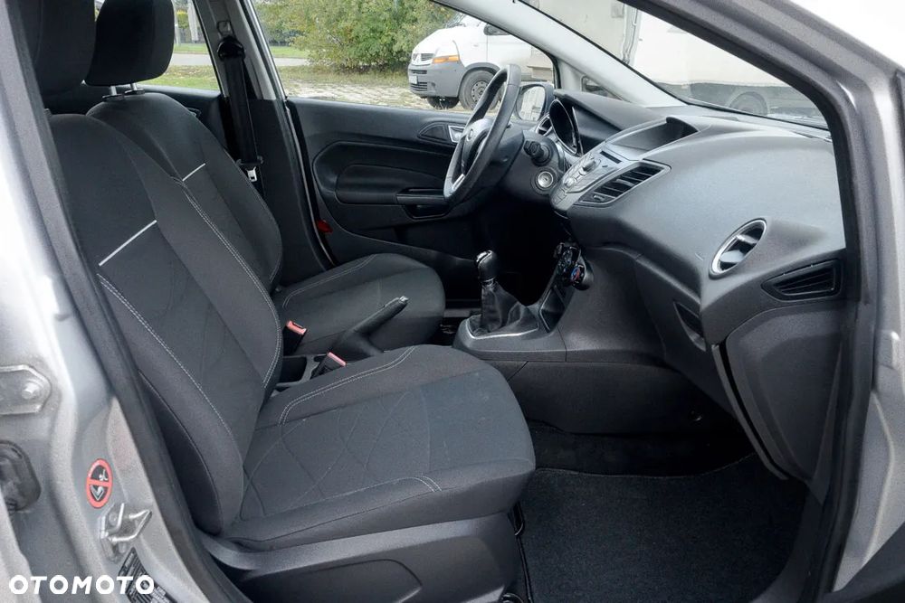 Ford Fiesta 1.25 Silver X - 22