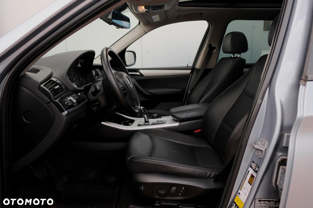 BMW X3 28i xDrive - 12
