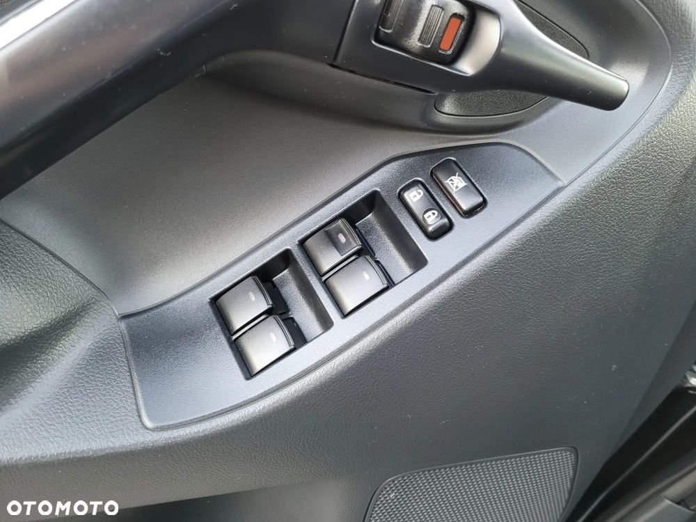 Toyota Verso 2.0 D-4D Executive - 32