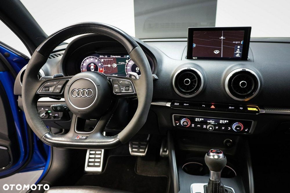 Audi RS3 Limousine - 32