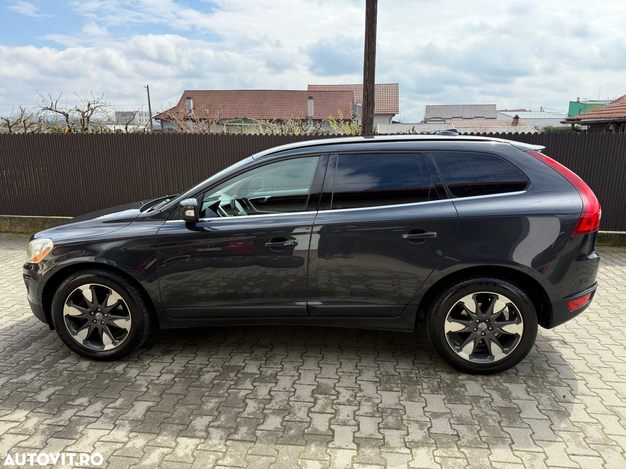 Volvo XC 60 2.4D AWD Aut. Momentum - 5