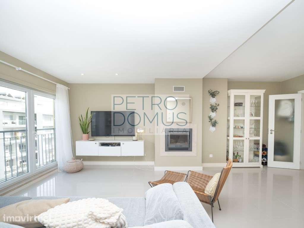 T3 PORTAS DO MONTIJO - 2 LUGARES DE GARAGEM E ARRECADAÇÃO - Grande imagem: 4/34