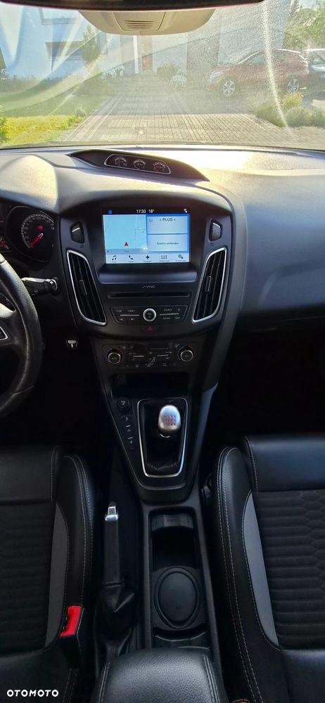 Ford Focus 2.0 EcoBoost ST-2 - 25