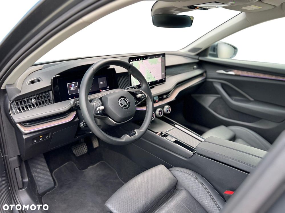 Skoda Superb 2.0 TDI SCR 4x4 L&K DSG - 11