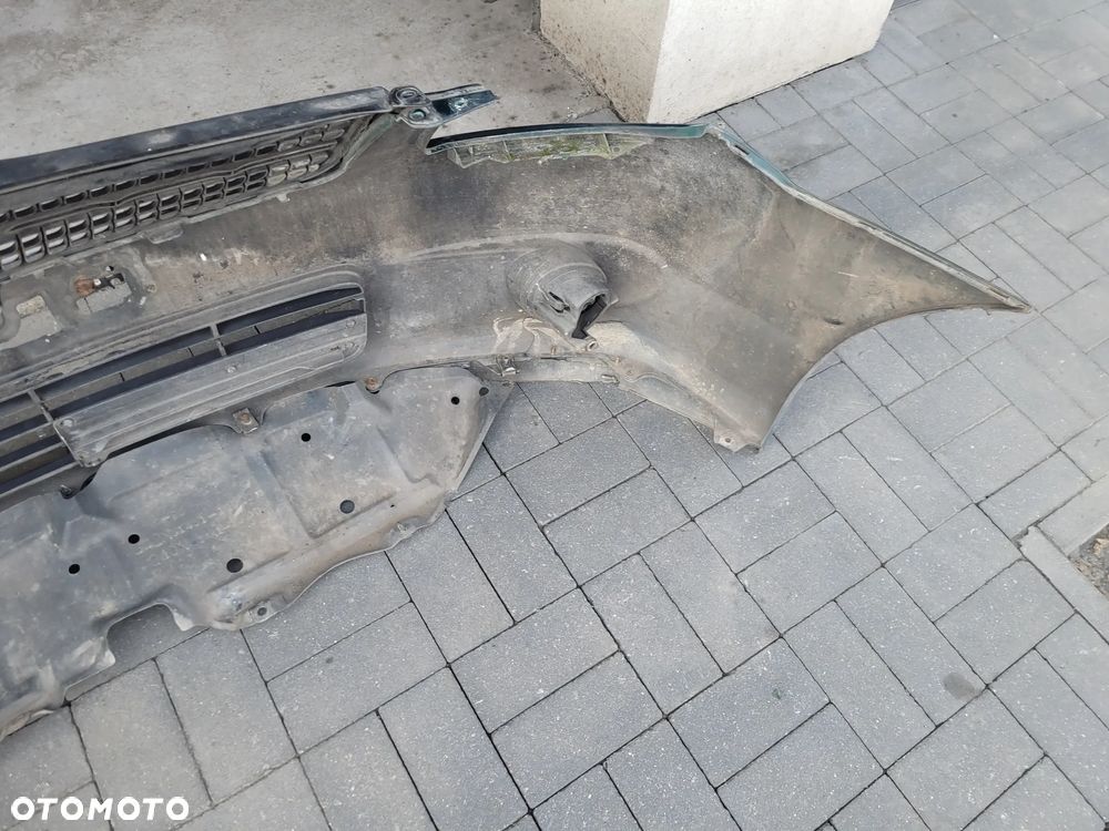 Toyota Corolla Verso I 01-04r  Zderzak przedni - 12